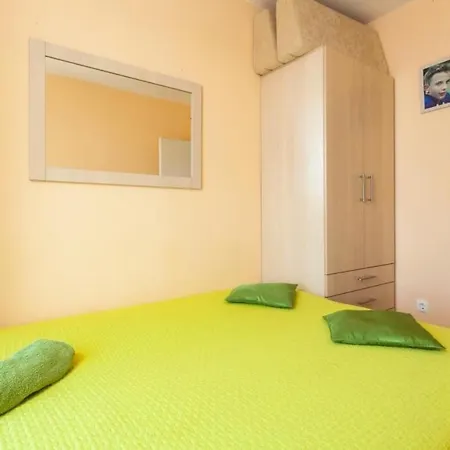Apartman Ploce Apartments-one-bedroom With Balcony And Sea View - Ante Topic... (adults Only)